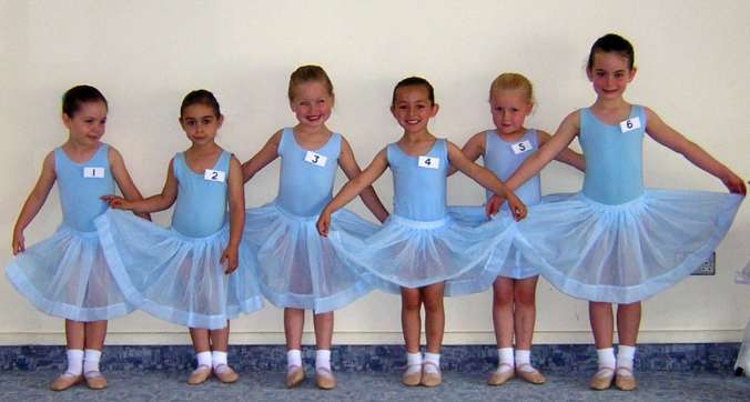 Children in ballet examination